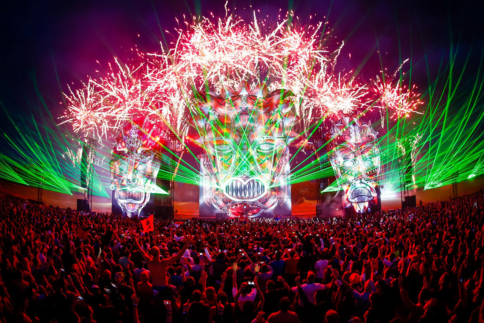 Vegascom EDC Electric Daisy Carnival in Vegas 2019