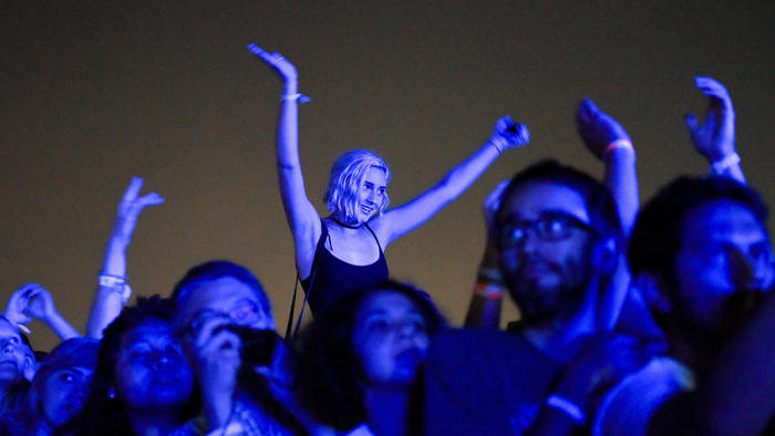 la-et-fyf-festival-pictures-20160828